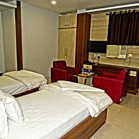 Hotel Garv Residencia Gaya Esterno foto